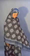 Load image into Gallery viewer, Amran Baati Sets