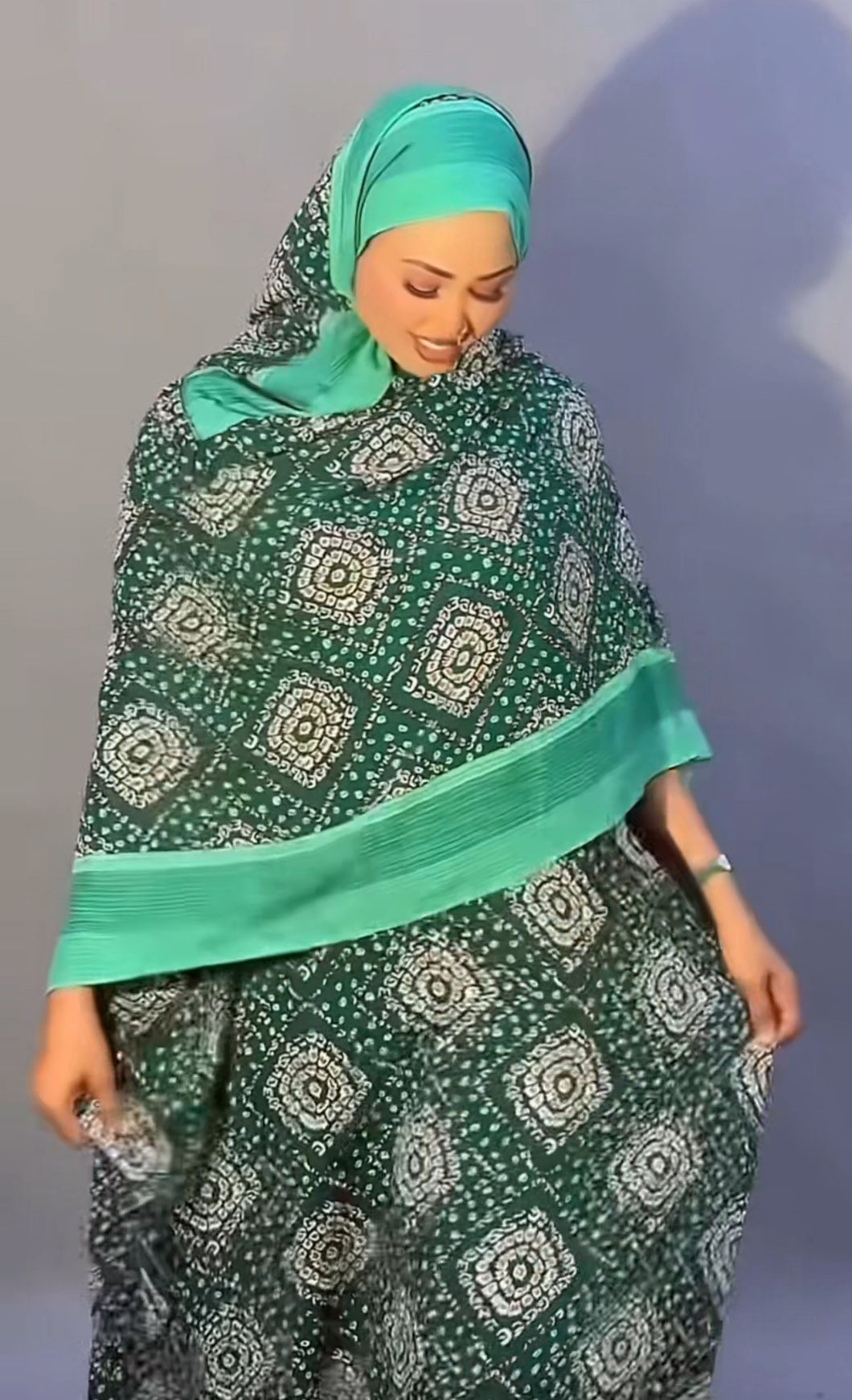 Amran Baati Sets